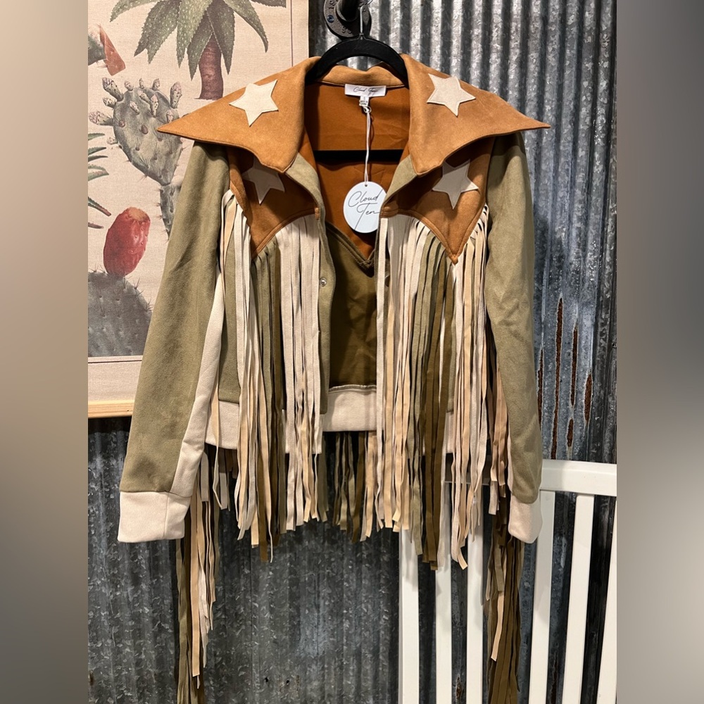 NWT Women’s Fringed Jacket